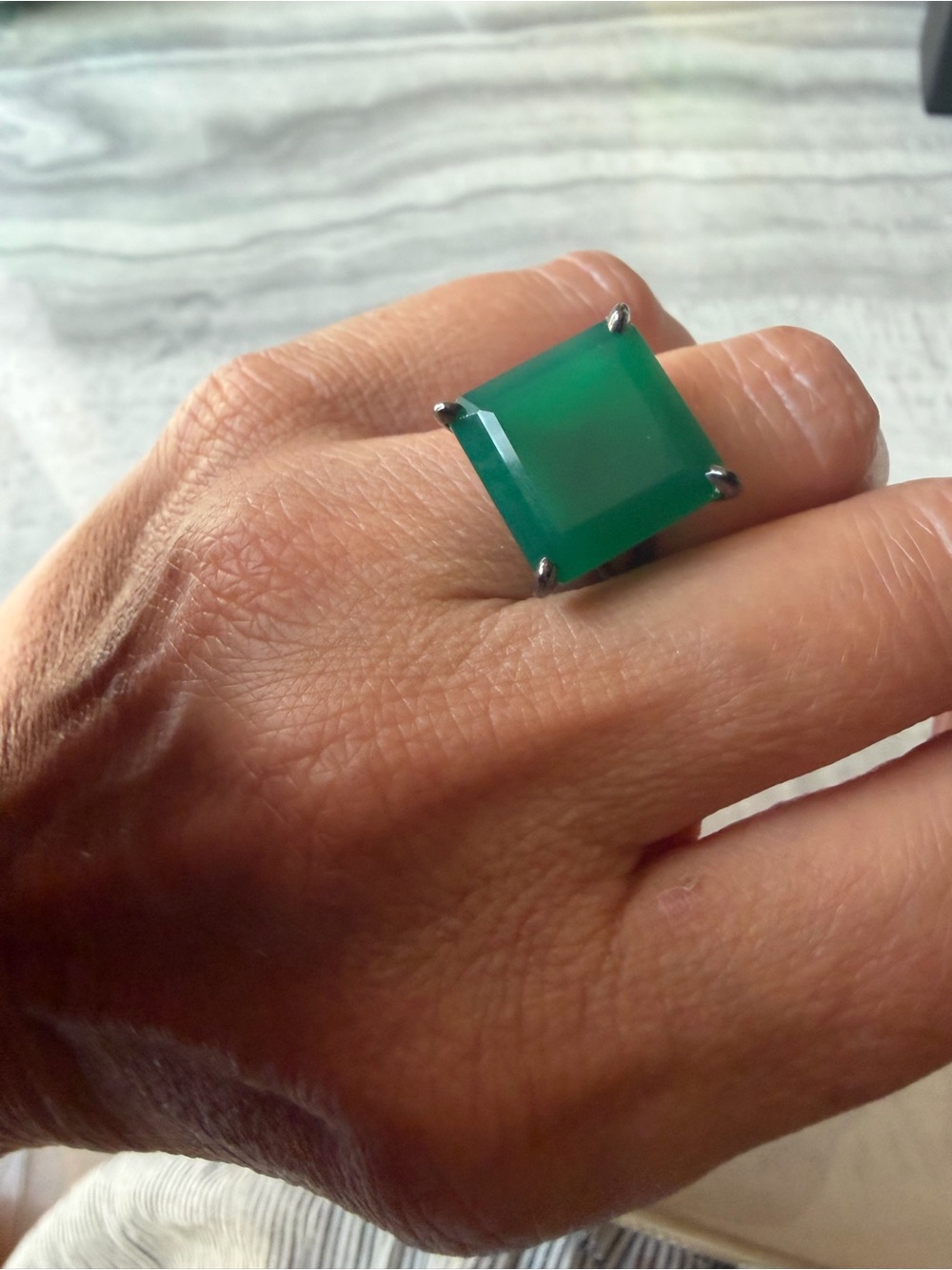 Green Onyx Square Statement Ring - Picture 2 of 7